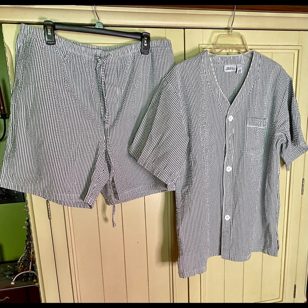 🎉The Vermont Country Store Striped Seersucker Pajama Short Set🎉 NWOT